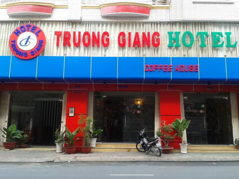 הו צ'י מין סיטי Truong Giang Hotel מראה חיצוני תמונה