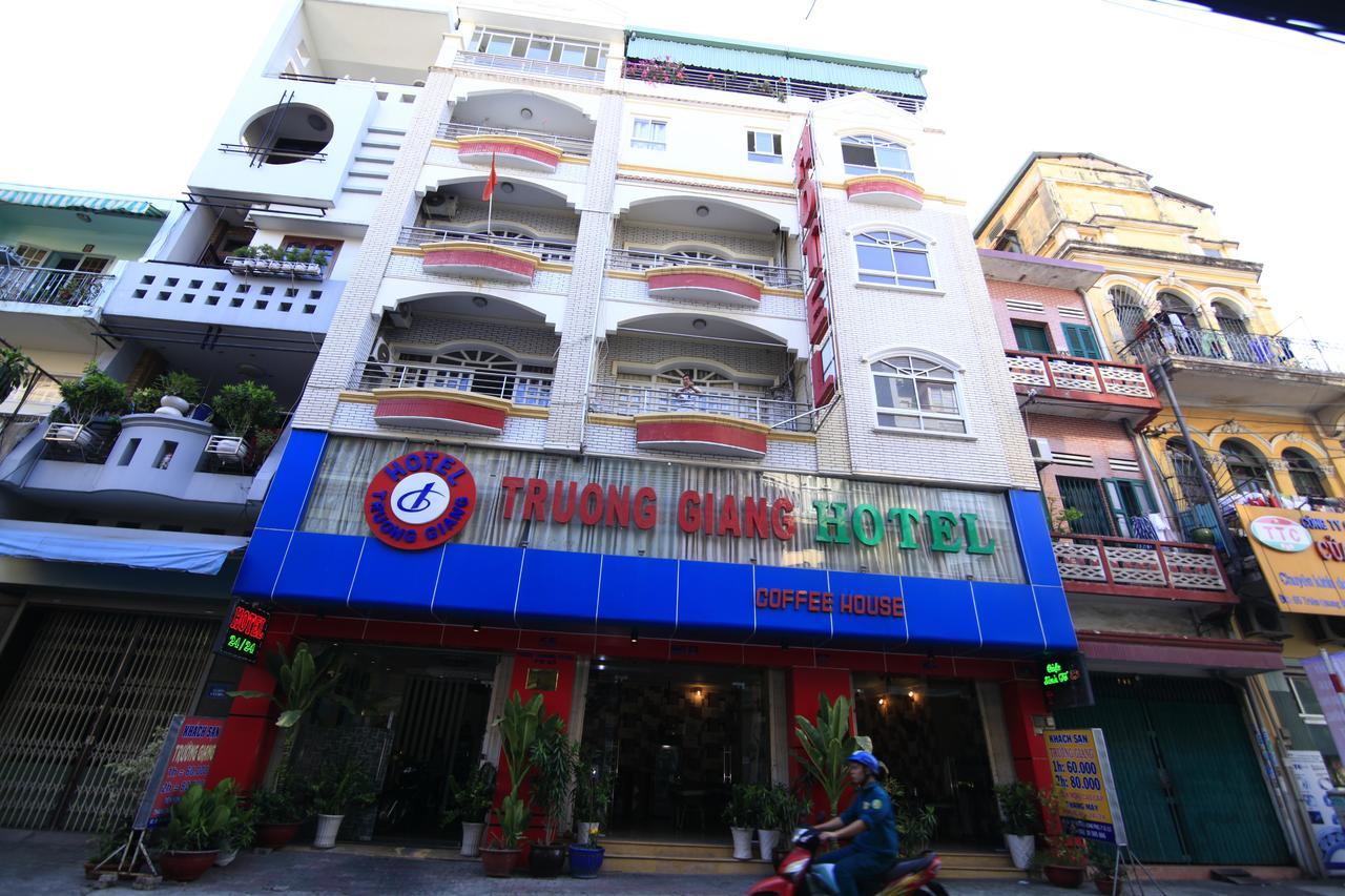 הו צ'י מין סיטי Truong Giang Hotel מראה חיצוני תמונה